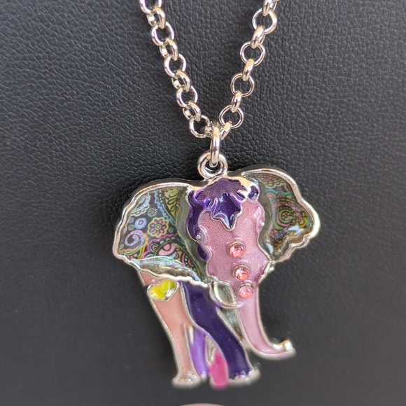 NSNY Jewelry - Africa Elephant Necklace Pendant Enamel Alloy Crystal Wild Animal Charms Jewelry